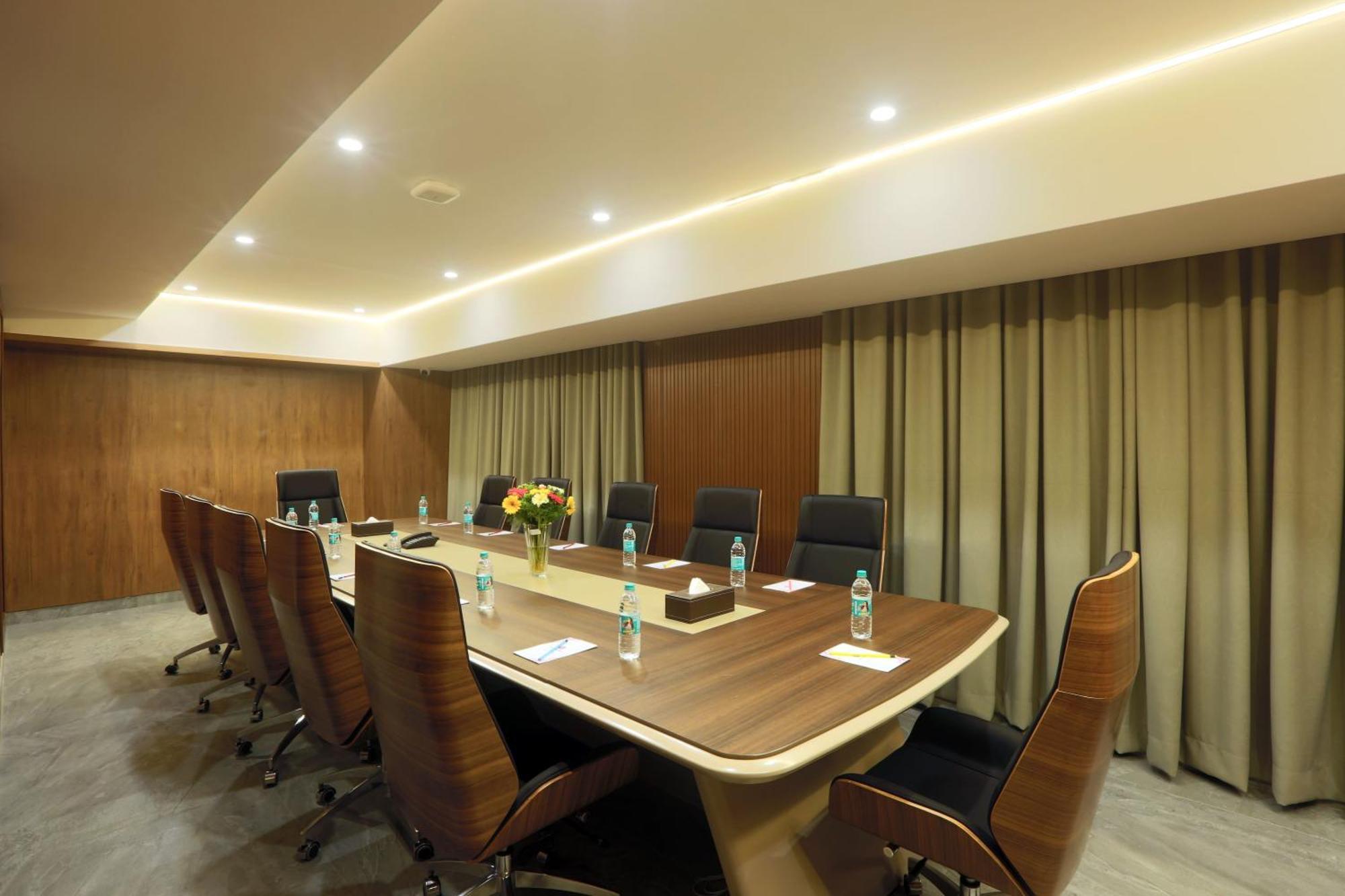 Hotel Sterling Plaza- Bangalore International Airport Dod Jala Eksteriør bilde