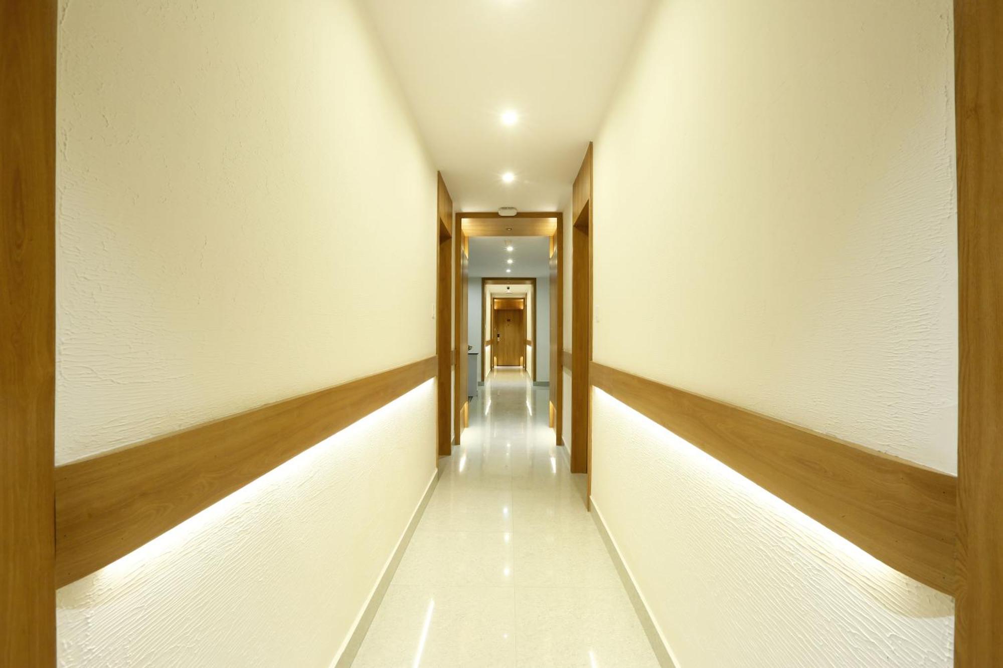 Hotel Sterling Plaza- Bangalore International Airport Dod Jala Eksteriør bilde
