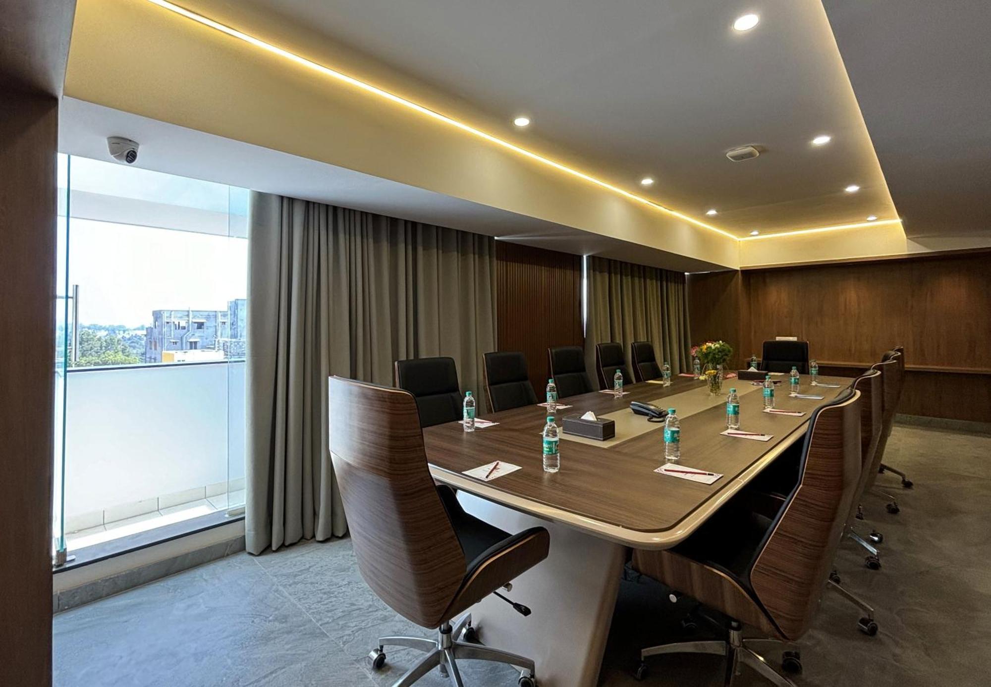 Hotel Sterling Plaza- Bangalore International Airport Dod Jala Eksteriør bilde